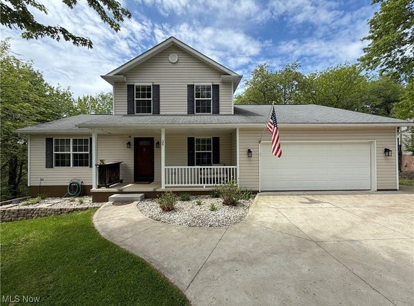36 Choctaw Trail, Malvern, OH 44644
