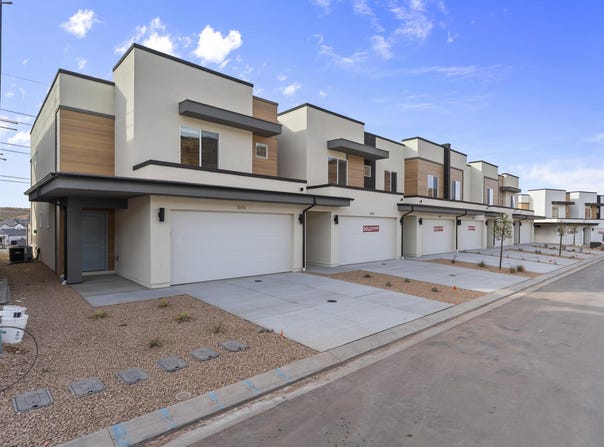 1688 S FORBIDDING WAY, Washington, UT 84780