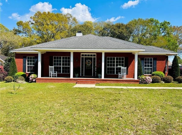 11575 Waterford Drive, Irvington, AL 36544