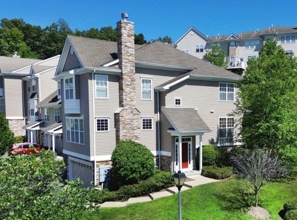 76 Indigo Rd, Allamuchy Twp., NJ 07840-4540