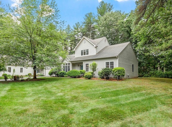 1 Emery Road, Bedford, MA 01730