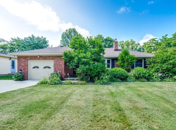205 Longview Drive, Wadsworth, OH 44281