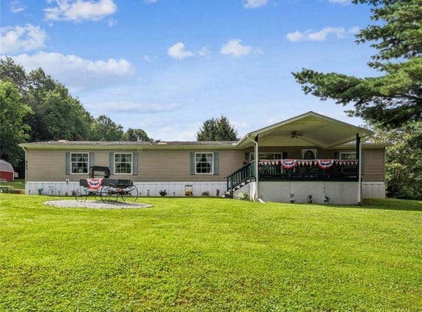 523 Atlantic Road, Derry Twp, PA 15627
