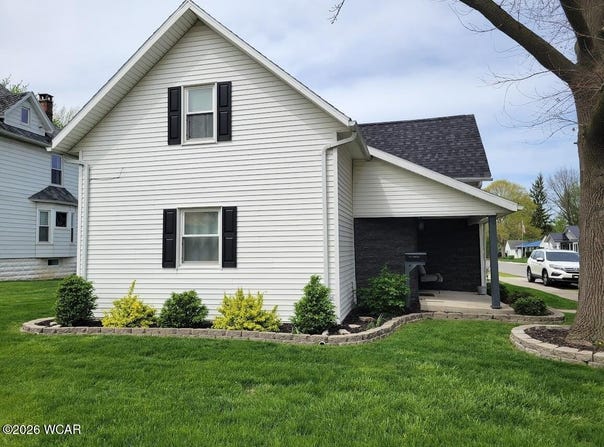 128 E Montford Avenue, Ada, OH 45810