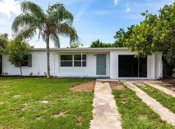 110 POINSETTIA CIRCLE NE, PORT CHARLOTTE, FL 33952
