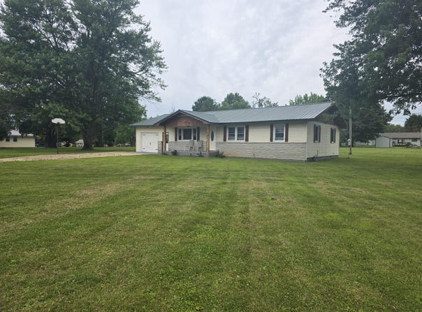 1005 W Clouse Street, Mountain Grove, MO 65711