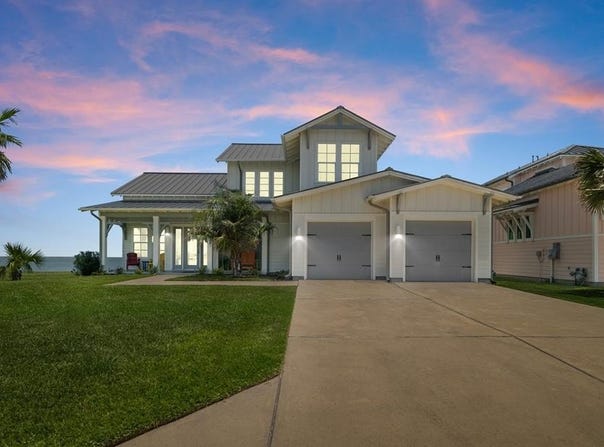 252 RESERVE LN, ROCKPORT, TX 78382