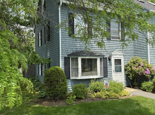 80 Baldwin Drive, Bangor, ME 04401