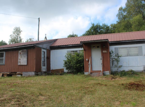 623 River Road, Oakfield, ME 04763