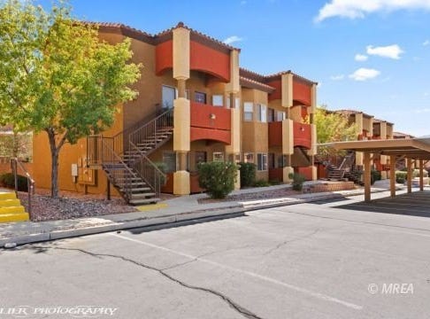 890 Kitty Hawk Dr, Mesquite, NV 89027
