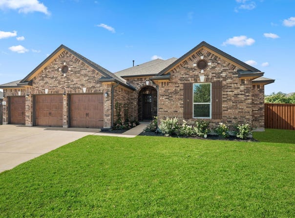 1225 Sampley LN, Leander, TX 78641