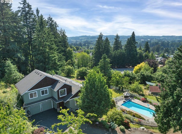 15379 SW Sunset BLVD, Sherwood, OR 97140
