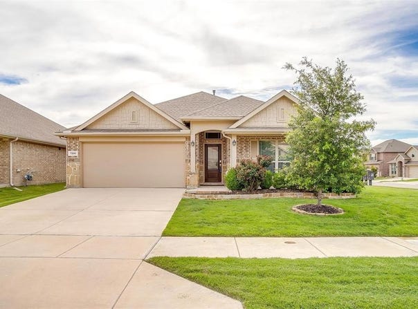 7200 Paso Verde Drive, Fort Worth, TX 76131