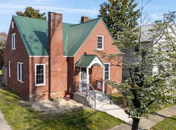 108 N Covent Garden Street, Hertford, NC 27944