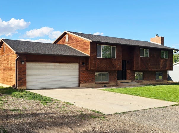 953 E 2850 S, Naples, UT 84078