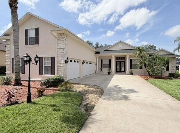 725 CITRUS WOOD Lane, VALRICO, FL 33594