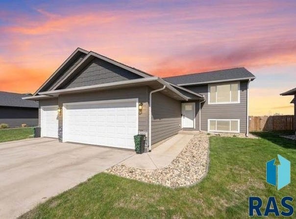 350 N Everest Ave, Tea, SD 57064