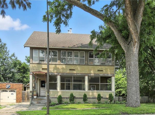 122 E School Street, Owatonna, MN 55060