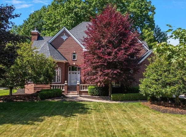 12277 Forest Glen, Shelby Twp, MI 48315-1761