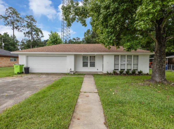 7898 Gold Star, Lumberton, TX 77657