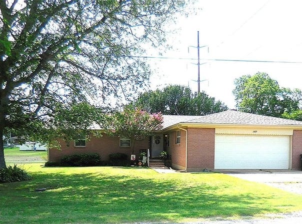 1420 W 17 th Street, Sulphur, OK 73086