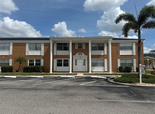 4158 TAMIAMI TRAIL, PORT CHARLOTTE, FL 33952