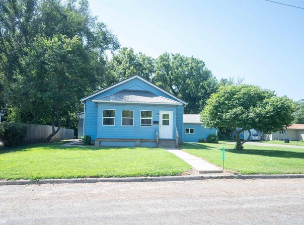 255 North 2nd Street, Warsaw, IL 62379