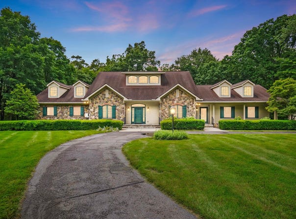 61 Wyddfa Court, Granville, OH 43023