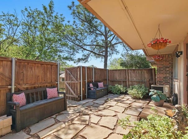 2700 Stonehaven Court, Irving, TX 75038