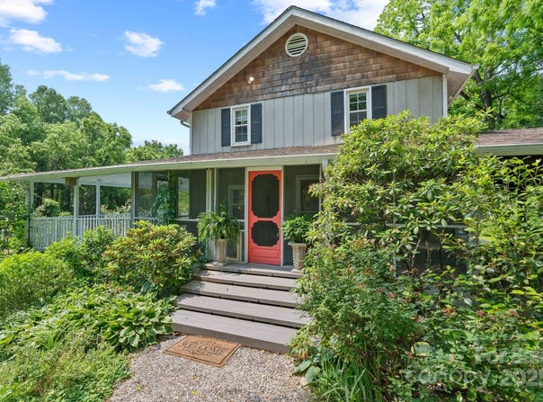 20 Pickens Lane, Weaverville, NC 28787