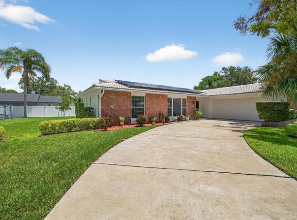 1228 INVERNESS DRIVE, DUNEDIN, FL 34698