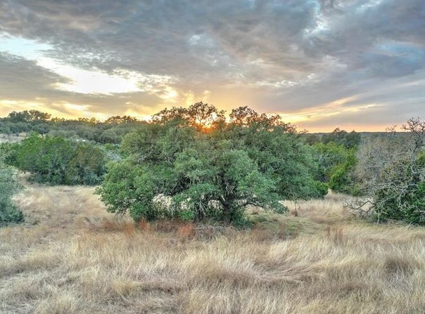 438-1 Yellowstone Lane, Hunt, TX 78024