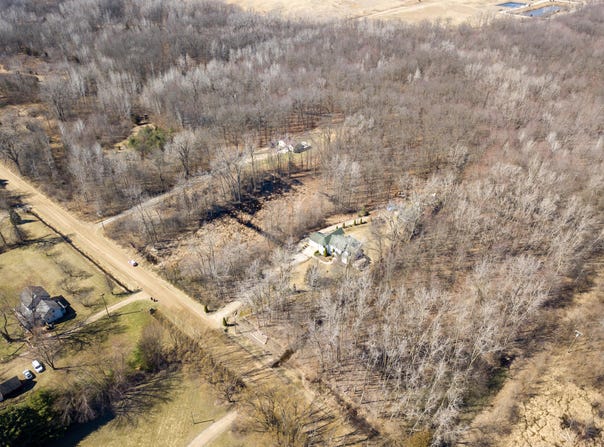 46334 Arkona Road, Belleville, MI 48111