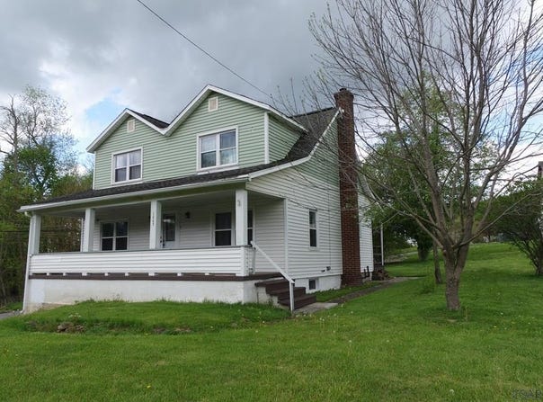 1003 FRANKSTOWN RD, Johnstown, PA 15902