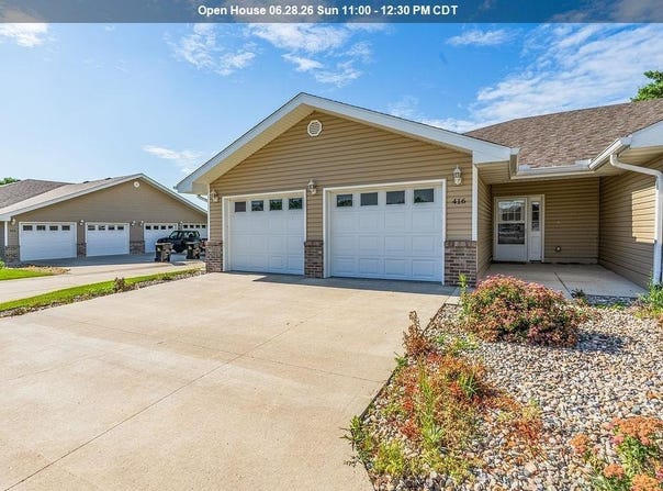 416 MAUPIN LN, Sergeant Bluff, IA 51054