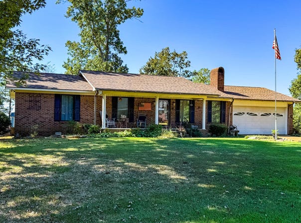 264 SKYLARK Ave, Winfield, AL 35594