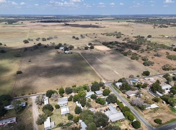 205 Western Street, Pleasanton, TX 78064