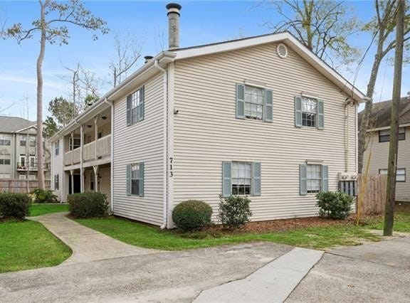 713 HEAVENS Drive, Mandeville, LA 70471