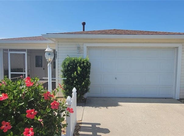 3621 AMELIA AVENUE, THE VILLAGES, FL 32162