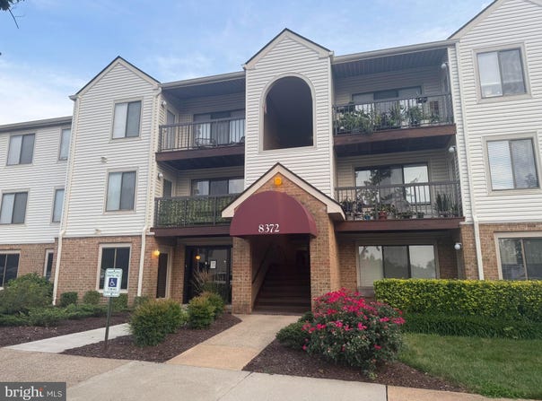 8372 BUTTRESS LANE, MANASSAS, VA 20110