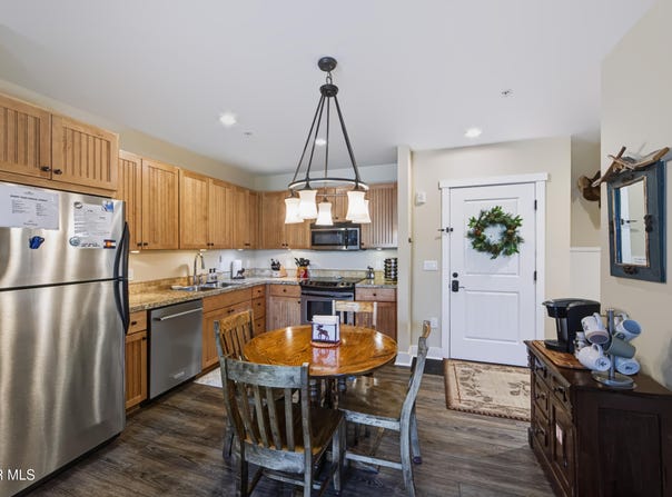 300 Base Camp Circle, Granby, CO 80446