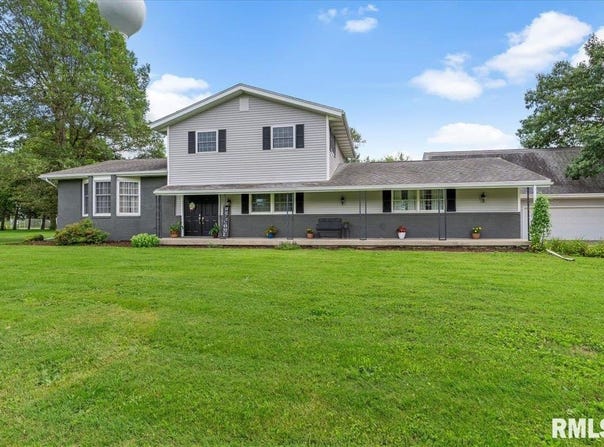 6602 VAN Avenue, Virden, IL 62690