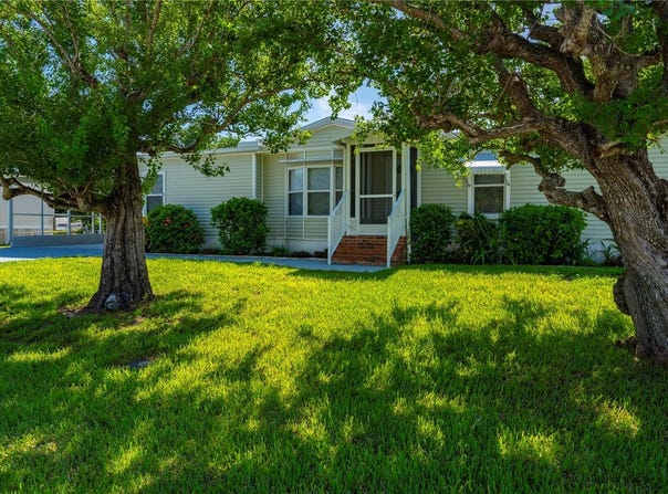 3028 BAMBOO COURT, PUNTA GORDA, FL 33950