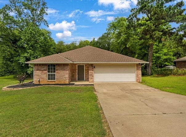 15675 Brittain Court, Lindale, TX 75771