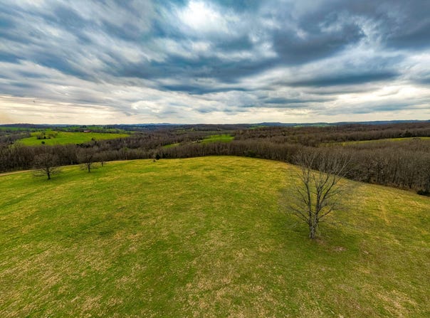 E Hwy 14 Private Drive, Ava, MO 65608