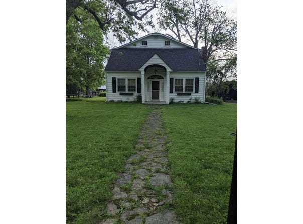 358 Blacks Cross Road, Paris, KY 40361