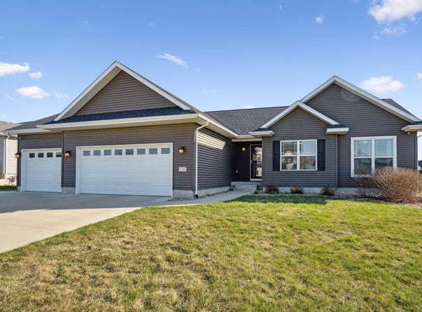 1456 Audubon Drive, Waterloo, IA 50701
