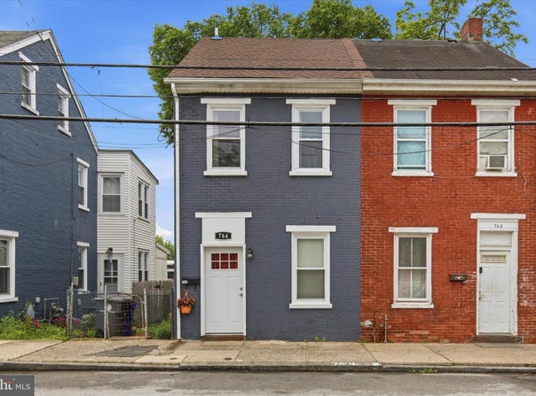 764 QUEEN Street, POTTSTOWN, PA 19464