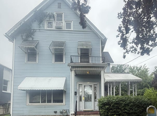 828 Cedar Avenue, Scranton, PA 18505