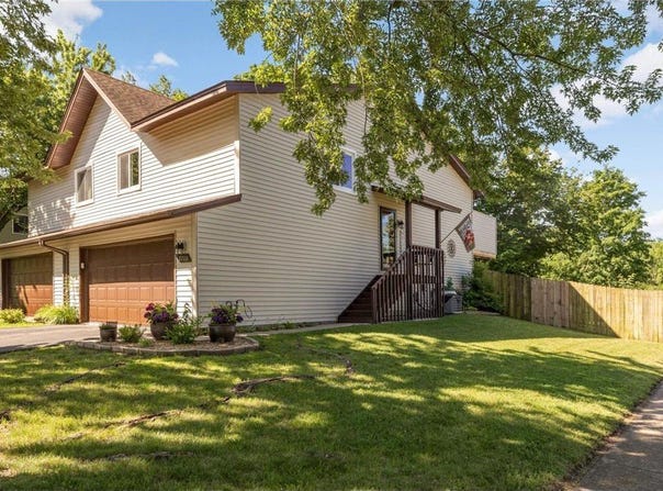 6700 Doriann Court, Eden Prairie, MN 55346